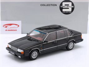 Volvo 760 Turbo 建造年份 1985 黑色的 1:18 Triple9