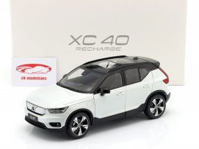 Volvo XC40 Recharge 建造年份 2022 白色的 1:18 Paudi