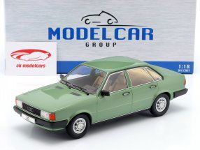Audi 80 (B2) Baujahr 1978 hellgrün metallic 1:18 ModelCar Group