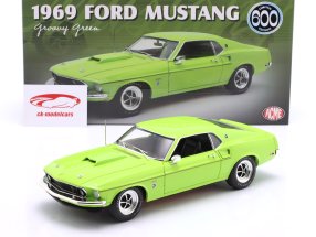 Ford Mustang 600 Coupe Année de construction 1969 vert 1:18 GMP