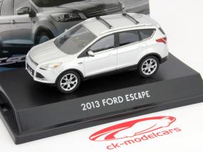 Ford Kuga / Escape ano 2013 prata 1:43 Greenlight