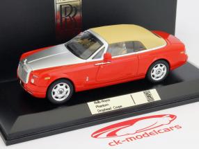 Rolls Royce Phantom Drophead Coupe построен в 2007 году красно 1:43 Ixo