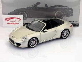 Minichamps 1:18 Porsche 911 (991) Carrera S Cabriolet Year