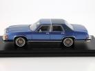 Ford LTD Crown Victoria År 1987 blå metallic 1:43 BoS Models