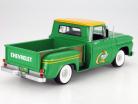 Chevrolet C-10 Stepside Pick Up Quaker State Год 1965 зеленый 1:18 Greenlight