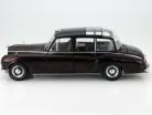 Rolls Royce Phantom VI クイーン バージョン 暗いです レッド / 黒 1:18 CMF