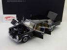 Mercedes-Benz 600 SWB (W100) Pullman nero / nero 1:18 AutoArt