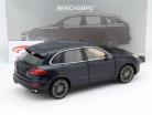 Porsche Cayenne Turbo S jaar 2014 blauw metalen 1:18 Minichamps