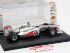 Jenson Button McLaren MP4-26 #4 formule 1 2011 1:32 Bburago