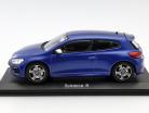 Volkswagen VW Scirocco R år 2014 blå 1:43 Spark