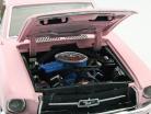 Ford Mustang année 1967 rose 1:18 Greenlight