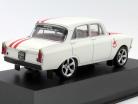 Moskwitch 408 Custom Tuning jaar 1968 Toy Fair Nürnberg 2011 wit / rood 1:43 Ixo