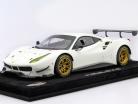 Ferrari 488 GTE ano 2015 branco 1:18 BBR