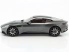 Aston Martin DB11 année de construction 2017 magnetic argent 1:18 TrueScale
