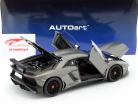 Lamborghini Aventador LP750-4 SV jaar 2015 mat grijs 1:18 AUTOart