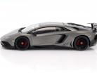 Lamborghini Aventador LP750-4 SV jaar 2015 mat grijs 1:18 AUTOart