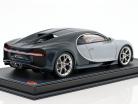 Bugatti Chiron año de construcción 2017 azul claro / azul oscuro 1:18 MR Models