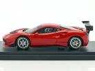 Ferrari 488 Challenge année de construction 2017 corsa rouge 1:43 LookSmart