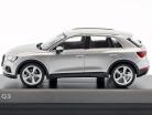 Audi Q3 florett silber 1:43 Spark