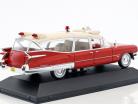Cadillac Miller Meteor ambulance avec civière année de construction 1959 rouge / blanc 1:43 atlas