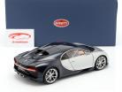 Bugatti Chiron año de construcción 2017 plata / Atlántico azul 1:18 AUTOart