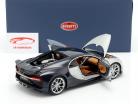 Bugatti Chiron año de construcción 2017 plata / Atlántico azul 1:18 AUTOart