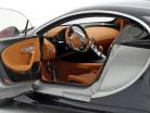 Bugatti Chiron año de construcción 2017 plata / Atlántico azul 1:18 AUTOart