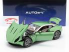 Aston Martin DB11 Baujahr 2017 appletree grün 1:18 AUTOart