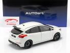 Ford Focus RS año de construcción 2016 congelado blanco 1:18 AUTOart