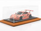High quality acrylic Showcase with diorama baseplate starting grid 1:18 Atlantic