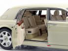 Rolls Royce Phantom EWB Bouwjaar 2012 carrera wit 1:18 Kyosho