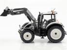 Valtra T174 Traktor mit Frontlader weiß / schwarz 1:32 Wiking