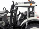 Valtra T174 trattore con anteriore caricatore bianco / nero 1:32 Wiking