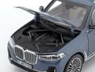 BMW X7 (G07) ano de construção 2019 azul metálico 1:18 Norev