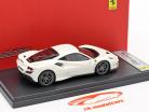 Ferrari F8 Tributo year 2019 fuji white 1:43 LookSmart