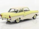 Ford Taunus 17M P2 Année de construction 1957 jaune clair / blanc 1:18 KK-Scale
