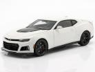 Chevrolet Camaro ZL1 Baujahr 2017 weiß 1:18 AUTOart