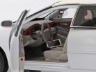 Cadillac DeVille Limousine Baujahr 2004 weiß 1:18 SunStar