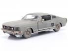 Ford Mustang GT Byggeår 1967 Snavset version 1:24 Maisto