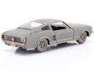 Ford Mustang GT Byggeår 1967 Snavset version 1:24 Maisto