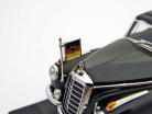 Mercedes-Benz 300 b Konrad Adenauer sort / sort 1:43 Minichamps
