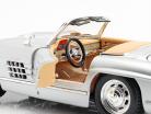 Mercedes-300 SL Touring Jaar 1957 zilver 1:18 Bburago