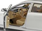 Mercedes-Benz Maybach S-Klasse Baujahr 2019 diamant weiß 1:18 Almost Real