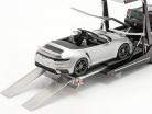 Set Scania V8 730S Blanco Con Lohr Transportador de coches negro / plata 1:18 NZG