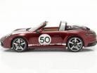Porsche 911 (992) Targa 4S Heritage Edition #50 2020 cherry red 1:18 Spark