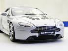 Aston Vantage V12 Année 2010 argent / 1:18 AutoArt