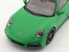 Porsche 911 (992) Turbo S Baujahr 2020 pythongrün 1:18 Minichamps
