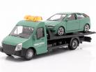 Ford Focus ST with Flatbed transporter dark green 1:43 Bburago