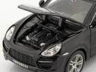 Porsche Cayenne Turbo black 1:24 Bburago