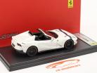 Ferrari 812 GTS Spider Anno di costruzione 2019 bianco italia / blu 1:43 LookSmart